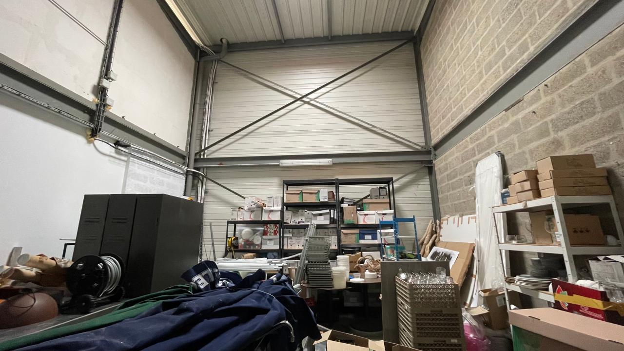 Local d'activité Les Essarts-le-Roi 396m² Vente local d'activité Les Essarts-le-Roi Yvelines OVACT2529113 4